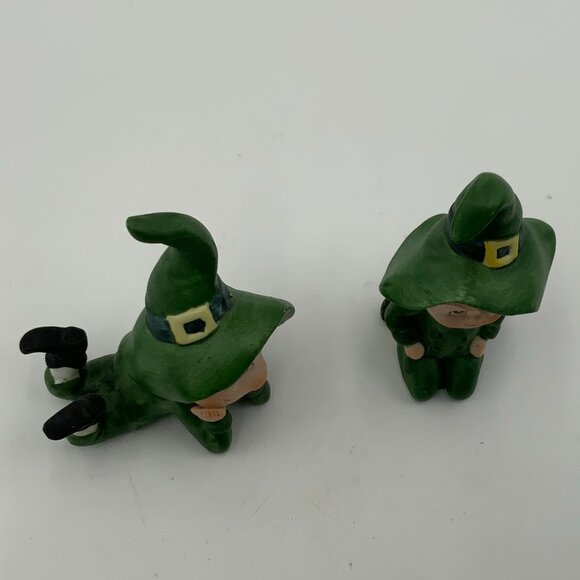 Vintage Leprechaun Elf Set of 2 Made in Taiwan Figures Rare Shelf Home Decor - Picture 2 of 7